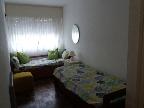 Imagen 10 de 20 de Comodo Apartamento Frente Al Mar De La Mansa, 2 Dormitorios