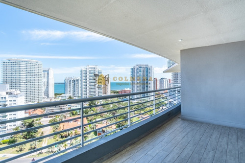 Excelente Apartamento De Dos Dormitorios Con Vista Al Mar En Venta Alexander Boulevard- Ref: 3683