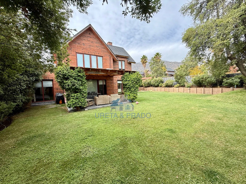 Preciosa Casa En Condominio, San Carlos De Apoquindo