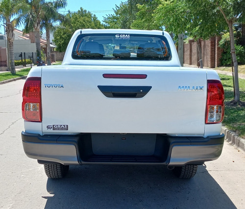 Toyota Hilux 2.4 Cd Dx 150cv 4x4