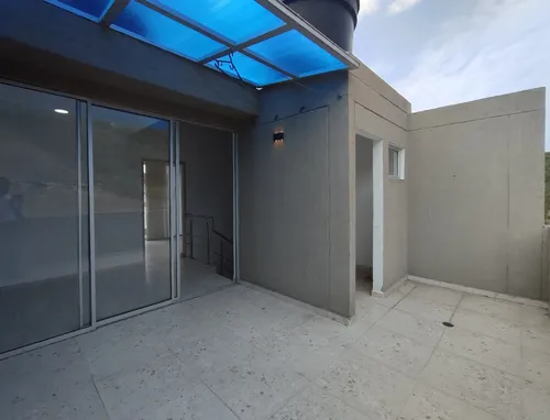 Casa En Venta En Bellavista. Cod V30490