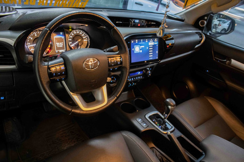 Toyota Hilux 2.8 D-4d Turbo Diesel Cd Srx 4x4 Automático