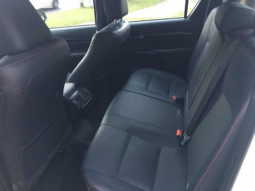 Toyota Hilux 2.8 Cd Limited 177cv 4x4 At 2019