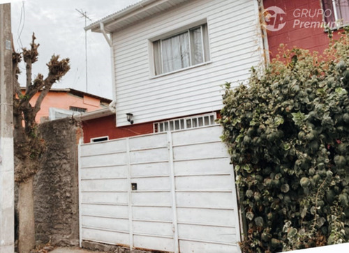 Casa En Venta De 3 Dorm. , 2 Baños , 90 Mts2 En Puente Alto