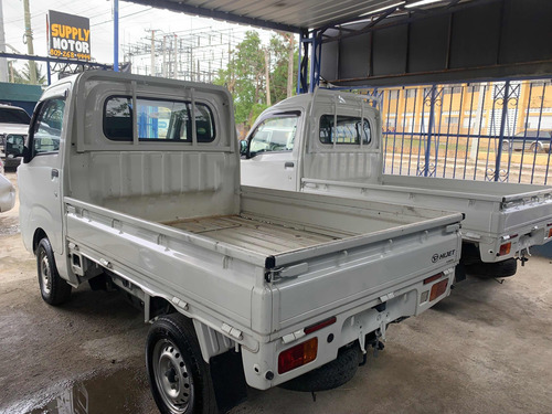 Imagen 7 de 9 de Daihatsu Hijet 2019 Japonés