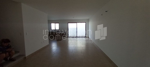 Casa En Venta Nueva 4 Recamaras Torre De Piedra Frente A Antea