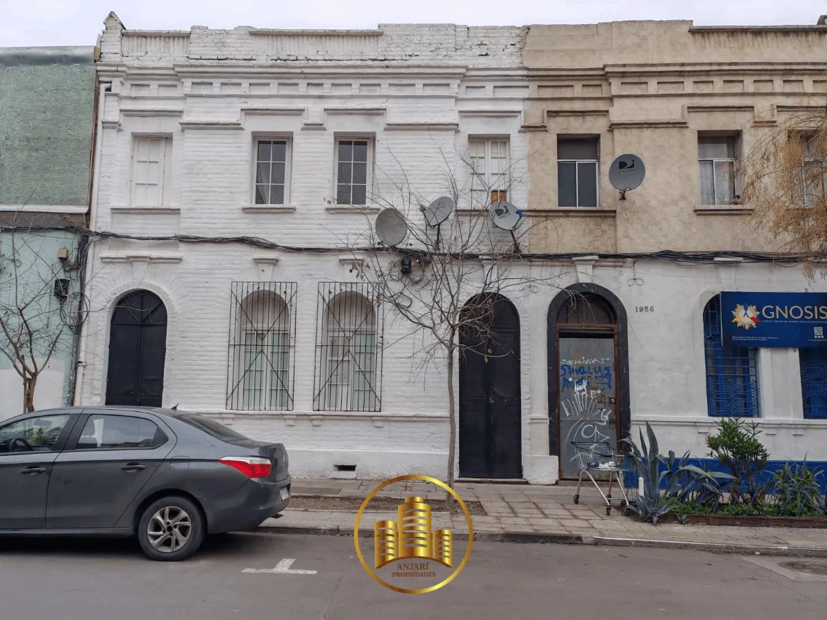 Imagen 1 de 16 de Casa Patrimonial En Arriendo, Santiago Centro