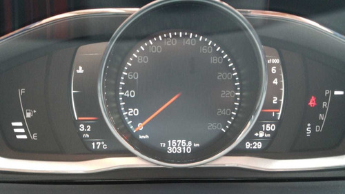 Volvo S60 2017 T4 2.0 Gris Osmio