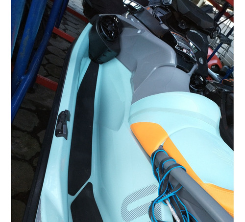 Sea Doo Wake 230