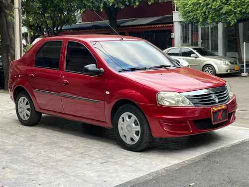 Renault Logan 1.6 Expression 2014