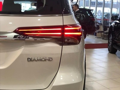 Toyota Sw4 2.8 Tdi Srx Diamond 7l 4x4 Aut. 5p 2019