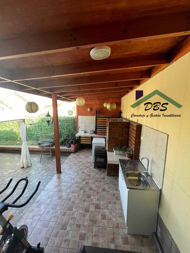 Dbspropiedades Arrienda Casa 3 Pisos 4d/4b/2e/1b$1.500.000