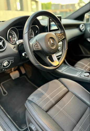Imagen 9 de 13 de Mercedes Benz A200 Urban