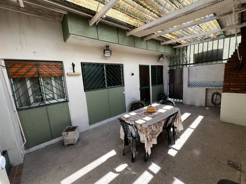 Casa 4 Ambientes Apto Credito