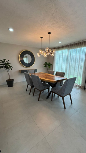 Casa En Venta En La Vista Residencial El Refugio Queretaro