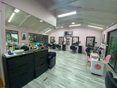 Estupenda Casa Habilitada Como Local Comercial