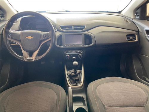 Chevrolet Onix 1.4 MPFI LT 8V FLEX 4P MANUAL