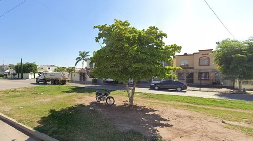 Venta De Casa, ¡remate Bancario!, Col. Jardines Del Bosque, Los Mochis, Sin. -jmjc3
