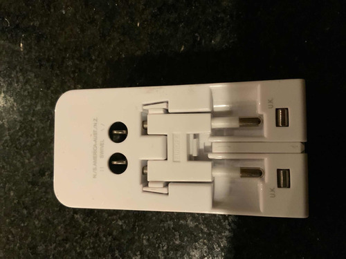 Adaptador De Corriente Para Viaje Universal