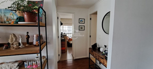 Departamento En Venta De 2 Dorm. En Las Condes