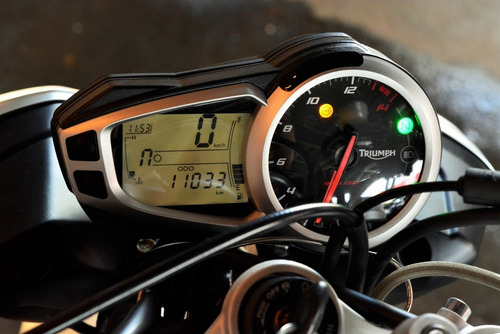 Triumph Street Triple 675 - 2017/2017 Apenas 11.033kms!!!
