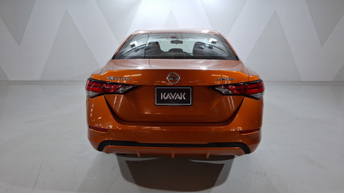 Nissan Sentra 2.0 Advance Cvt
