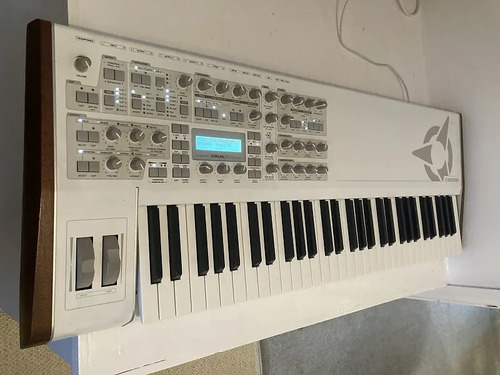 Access Virus Ti2 Keyboard Integrated Modeling Synthesizer