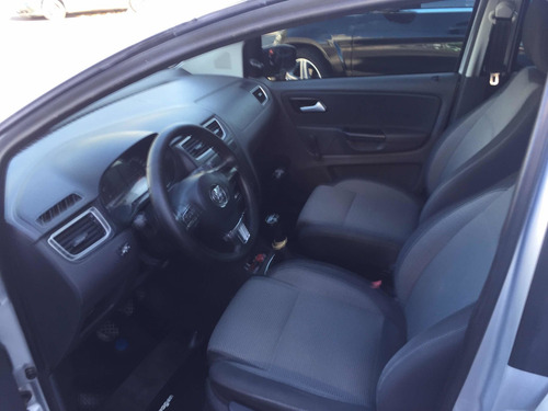 Volkswagen Suran 1.6 Comfortline 101cv 11a 2011