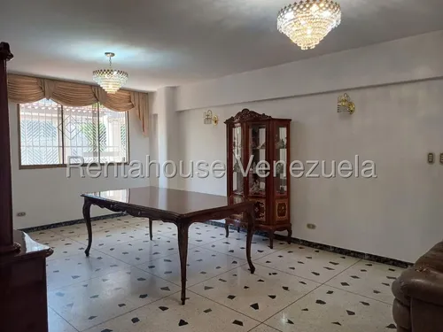 Casa En Venta Montalbán I