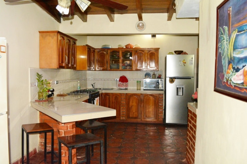 Imagen 12 de 22 de Casa Urb Monteserino Con Anexo, Carlos Tona , 04129305244, Cod: Atc-784