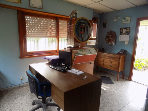Chalet De 5 Ambientes, Galpon De 12x20 Mts, Bascula P/70 Toneladas Y Oficina