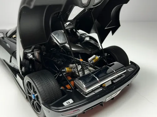 Koenigsegg Ccx Autoart 1/18 Miniatura | MercadoLivre