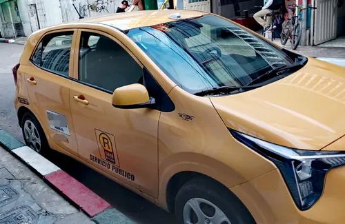 Único Dueño, Solo A Gasolina
