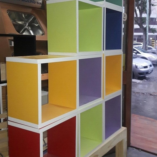 Imagen 2 de 2 de Rectangulo Lila Filo Blanco 80x30x30