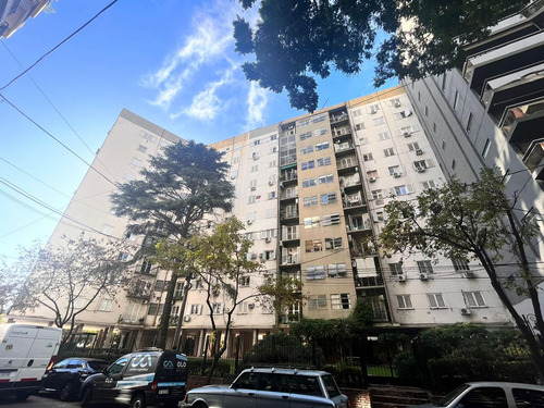 Venta - Departamento De Tres Dormitorios Con Balcón En Centro Río, Rosario
