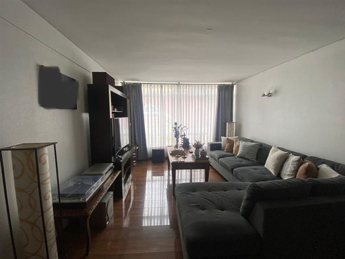 Departamento En Venta De 4 Dorm. En Providencia