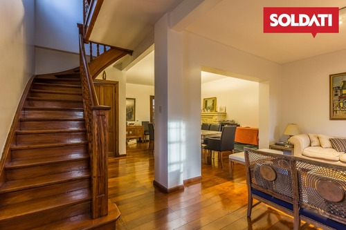 Venta - Casa 5 Ambientes Con Cochera Y Piscina - Vicente López