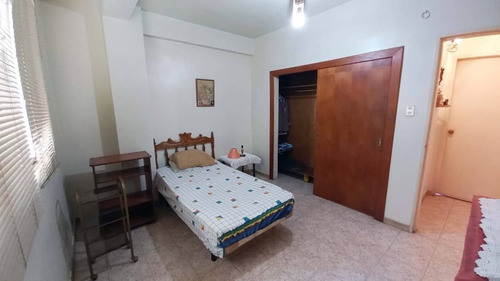 Imagen 4 de 6 de Solo Habitaciones Para Alquiler. En Apartamento Plaza Altamira