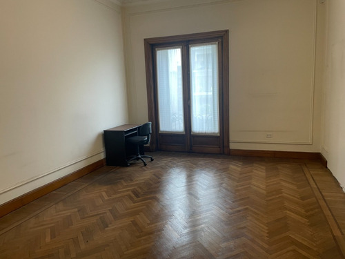 Espectacular Piso En Edificio Francés De Categoría, Av Santa Fe 1600
