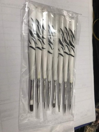 Imagen 2 de 2 de Set De 8 Pinceles Zebra Para Decorar Uñas Acrilicas Nuevos