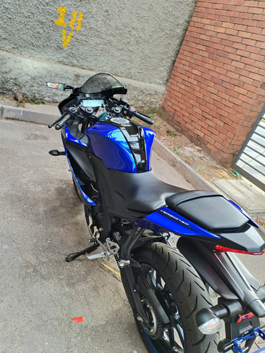 Moto Yamahar15 V3 En Excelente Estado