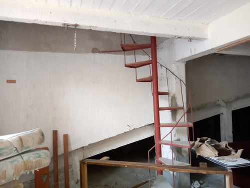 Imagen 10 de 15 de Local Comercial A 50 Mts Del Mar , Bajada A La Playa