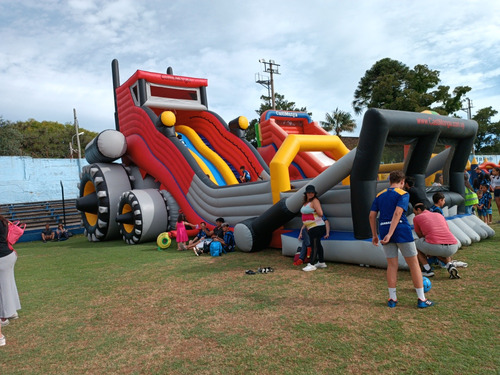 Alquiler De Castillo Inflable Rampa Inflable Toro Mecanico