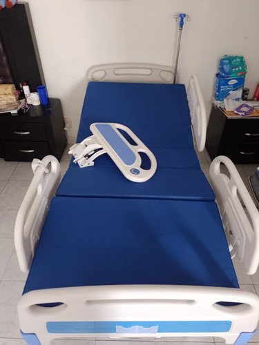 Cama Tipo Hospital  Prácticamente Nueva