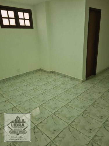 Imagem 6 de 11 de Casa Linear, 2uartos (1 Suíte), Salão, Banheiro Social, Cozinha E Área De Serviço. - Ca0078