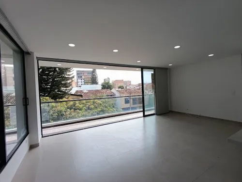 Apartamento En Arriendo Laureles 472-7213