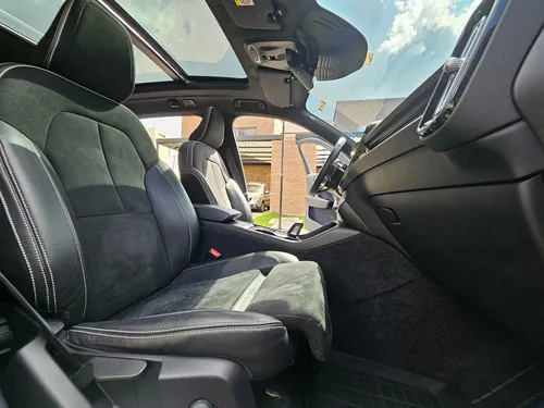 Volvo XC40 2.0 T4 R-Design