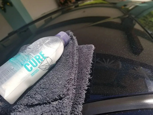 Gyeon Cure 250ml Sellador Cera Booster Detailing