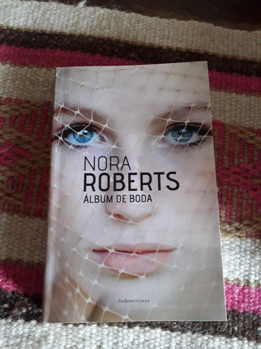 Album De Boda - Nora Roberts  - Libro