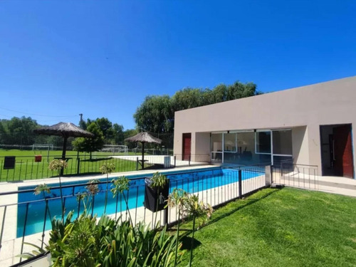 Terreno En Venta - 560mts2 - Pilar
